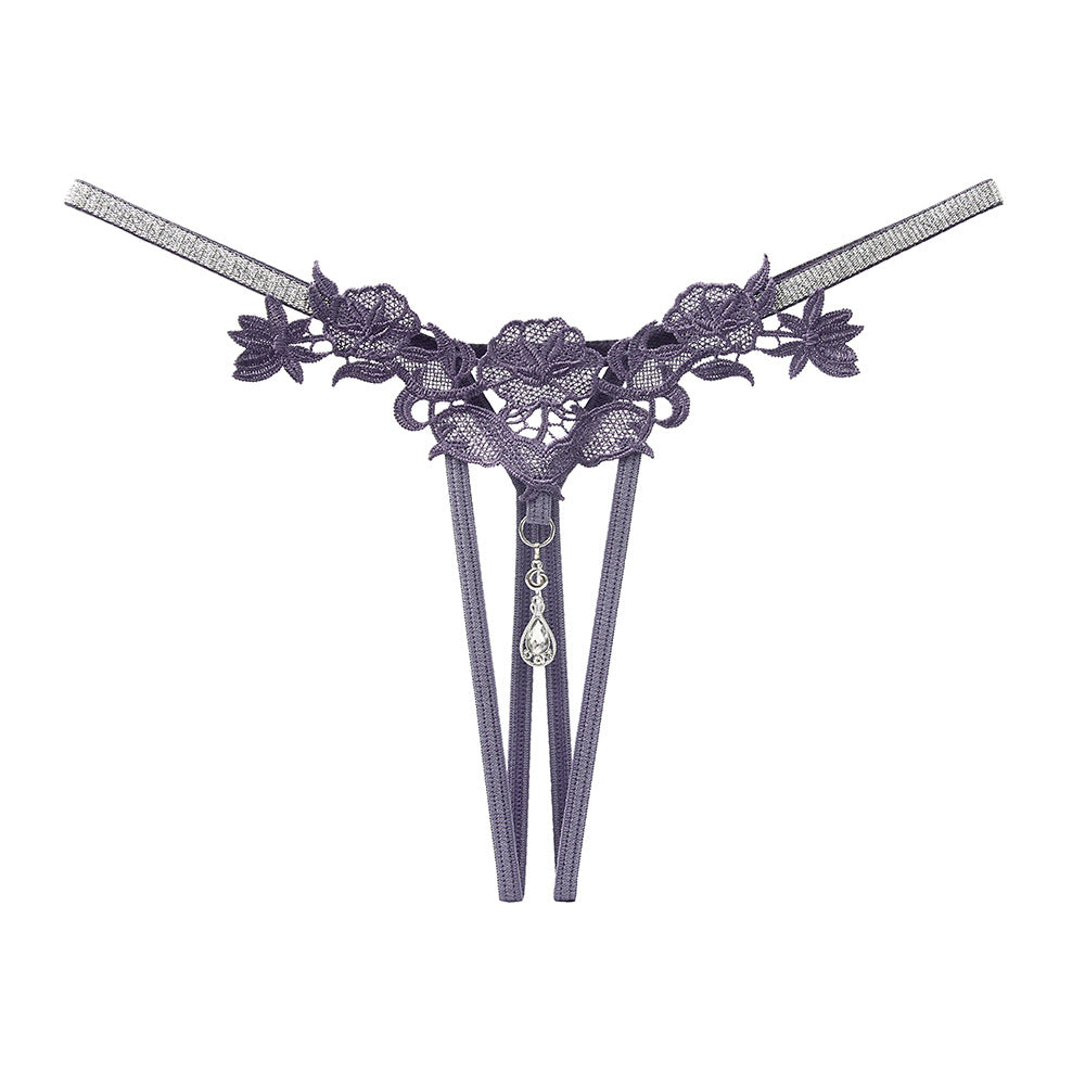 闪亮水钻刺绣开档丁字裤 Sparkly Embroidered Crotchless Thong with Charm