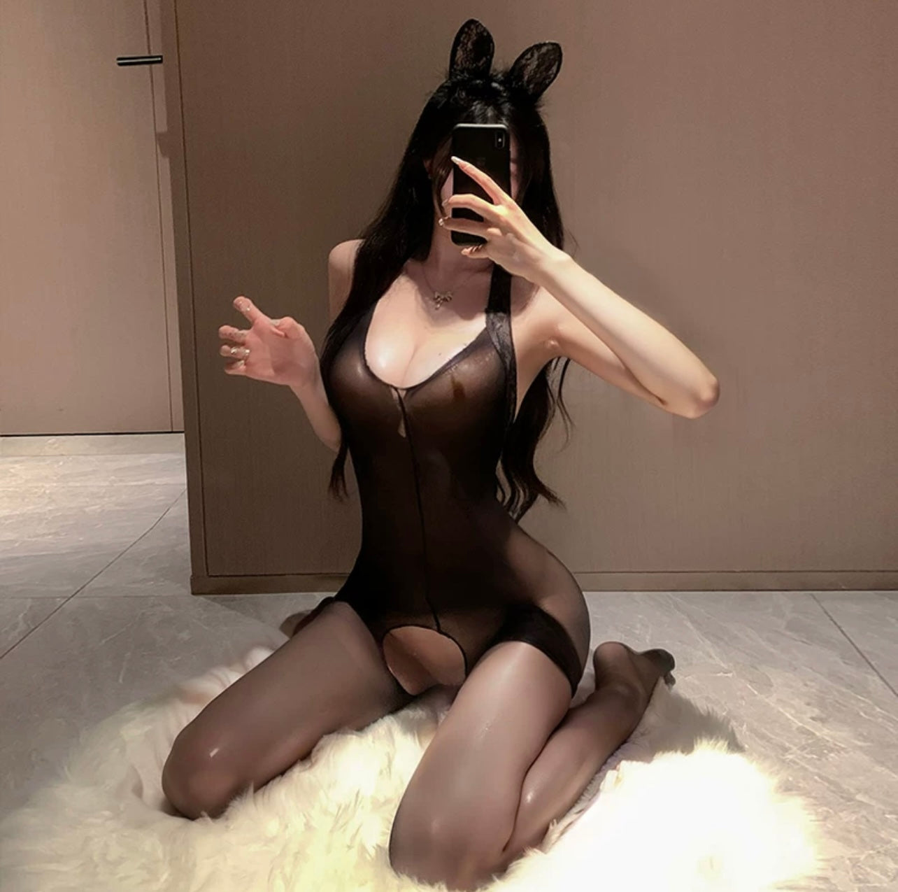 裸背透明挂脖连身袜 Bare Back Sheer Halter Bodysuit Stocking